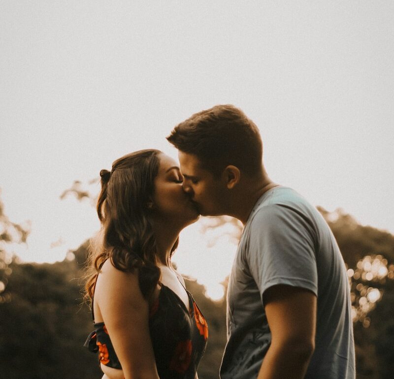 Practical tips to make a Sagittarius man obsessed with an Aries woman (And 5 Deadly Pitfalls to Beware of)