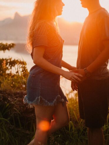 7 game-changing tips to get an Aries man to commit (#3 is quite unexpected)