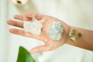 Crystals for manifesting: the 7 best stones for attracting what you want